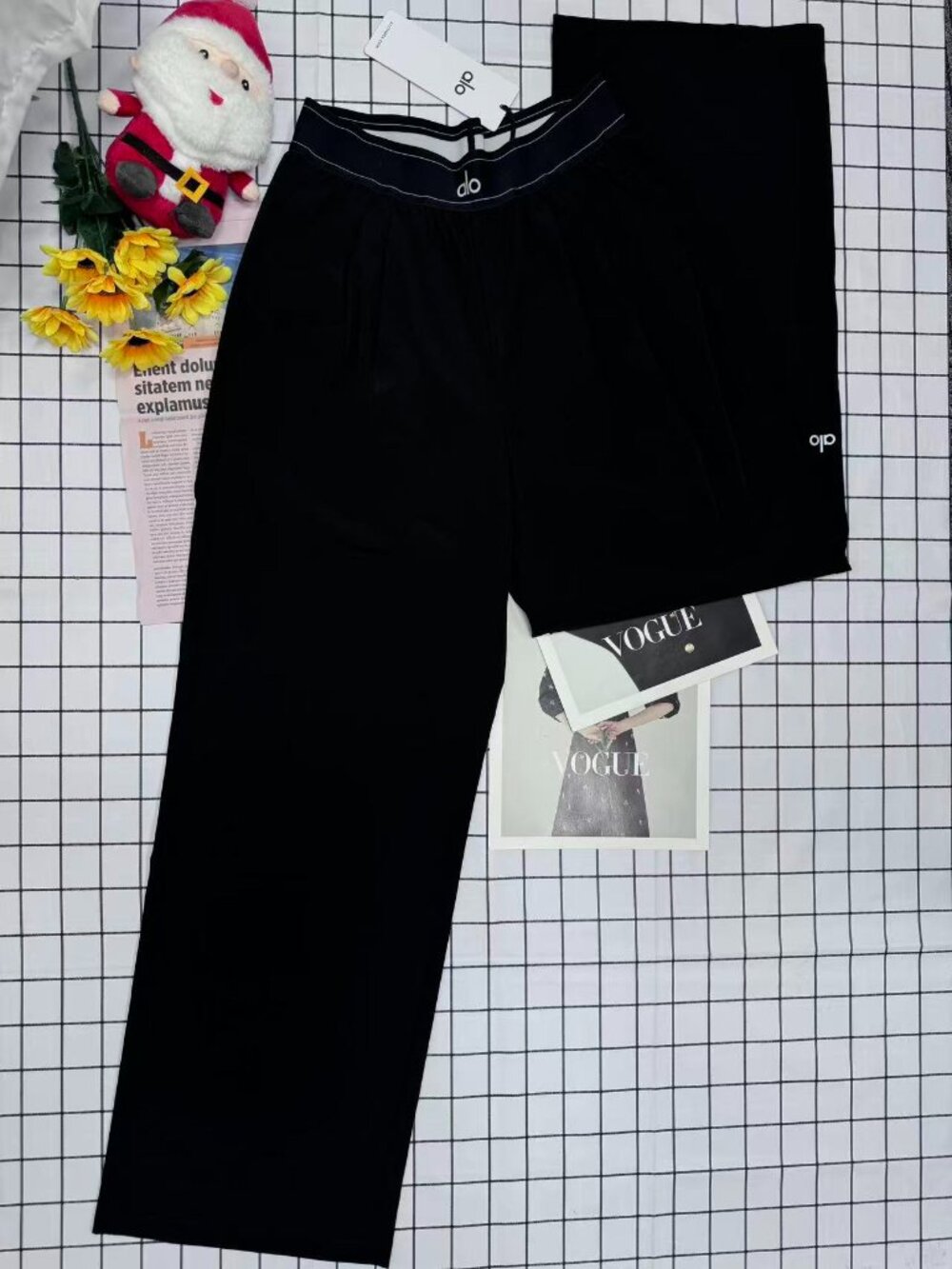 Black ALO Yoga 😁 High Waisted Wide Leg Pants (Regular) NWT | Office Casual Chic - Picture 2 of 10